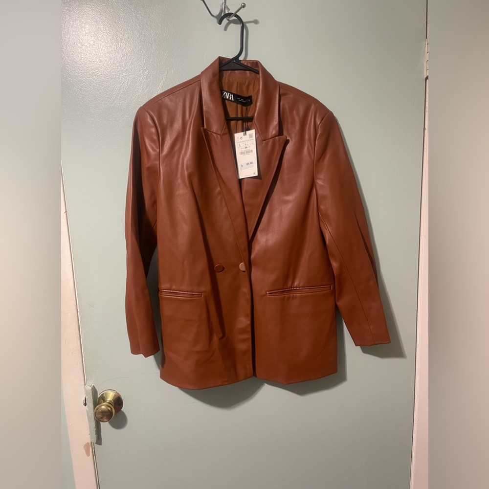 Zara Women's Oversized Faux Leather Blazer Jacket- with tag